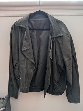 Men's Black Leather Jacket - Classic Biker Style